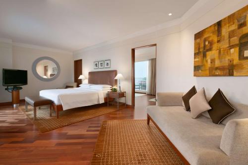 Featured image 4
