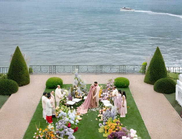 wedding-planning-intimate-vs-grand-wedding